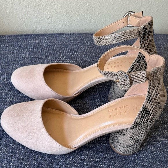 SNAKE PRINT HEELS. CLOSED TOE, ANKLE STRAP LAUREN CONRAD HYDRANGEA SHOES. GUC - Picture 4 of 16